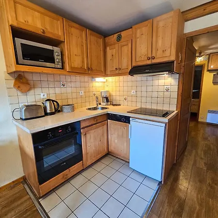 Bien Situe Pour 4 Avec Cuisine, Proche Pistes Et Commerces - Fr-1-452-245 Lejlighed Saint-Martin-de-Belleville